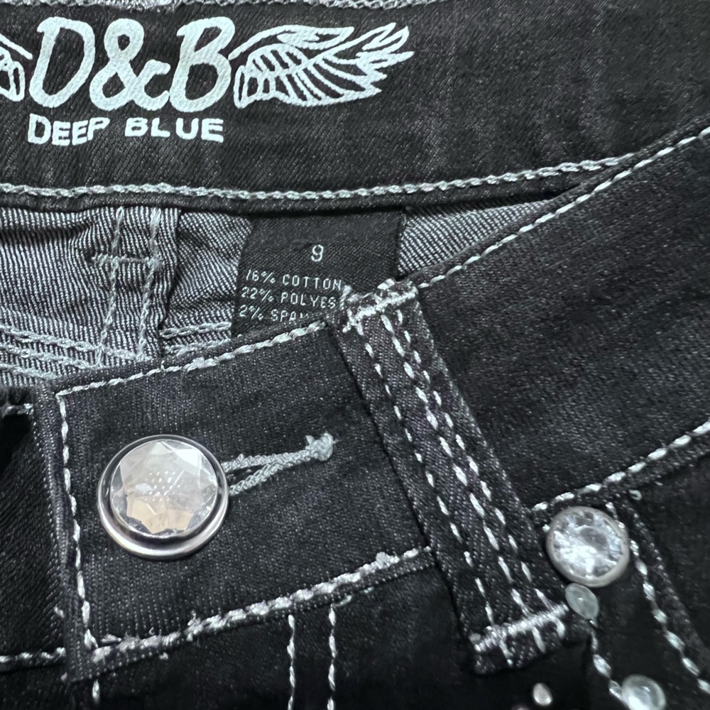 Jeans - Picture 11 of 12
